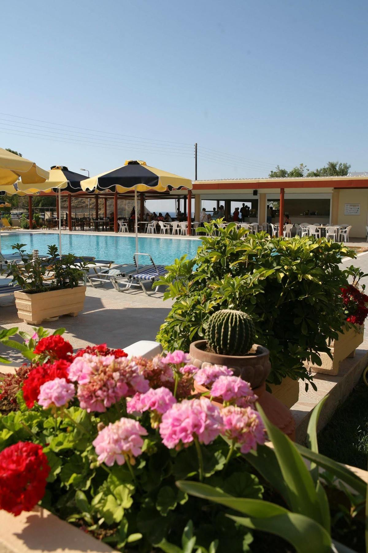 Relax Hotel Kolymbia Esterno foto